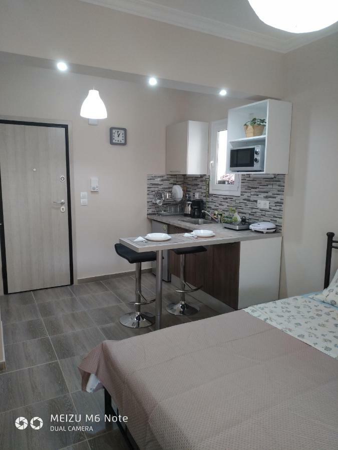 Apartament 7 Stars Near Metro Ateny Zewnętrze zdjęcie