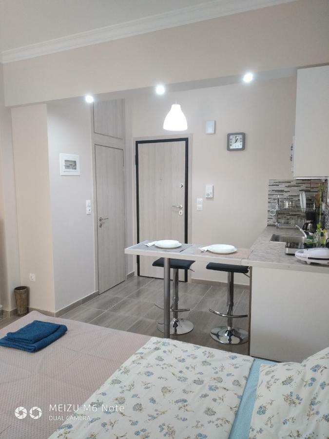 Apartament 7 Stars Near Metro Ateny Zewnętrze zdjęcie