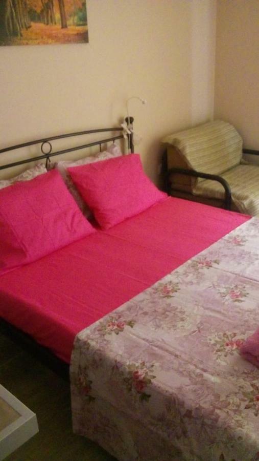 Apartament 7 Stars Near Metro Ateny Zewnętrze zdjęcie