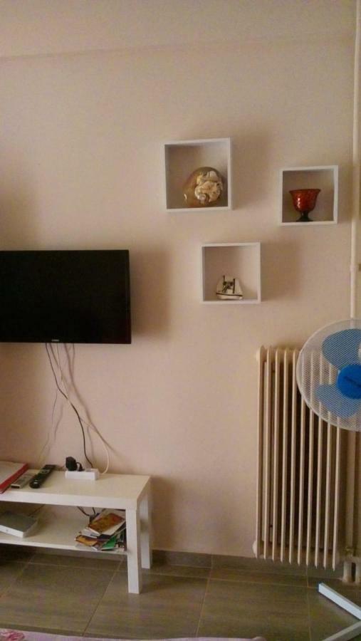 Apartament 7 Stars Near Metro Ateny Zewnętrze zdjęcie